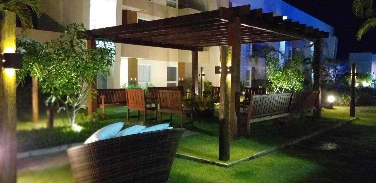 Porto Smeralda Guarajuba 100M Praia Aparthotel Buitenkant foto